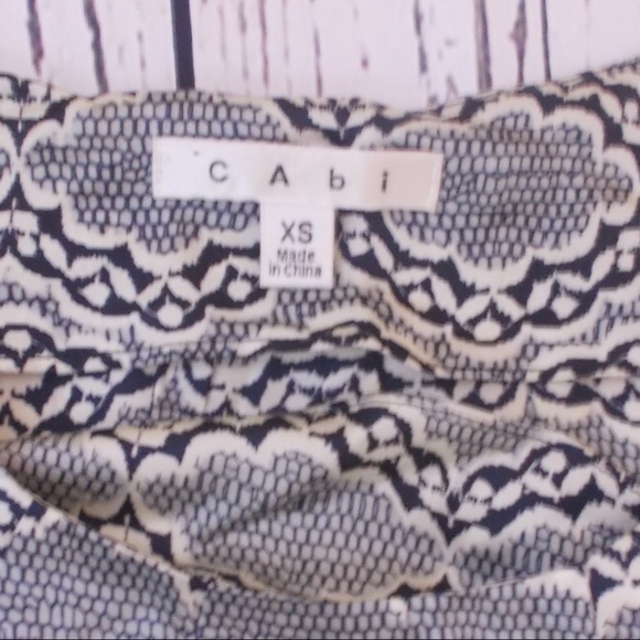 CAbi 100% Silk Blouse Blue Folley Xsmall - Picture 6 of 6